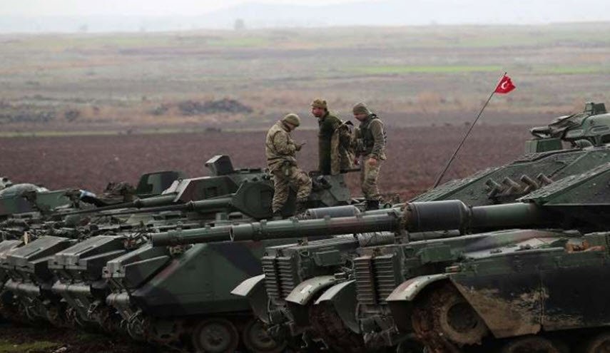 تركيا ترسل تعزيزات عسكرية لحدودها مع سوريا
