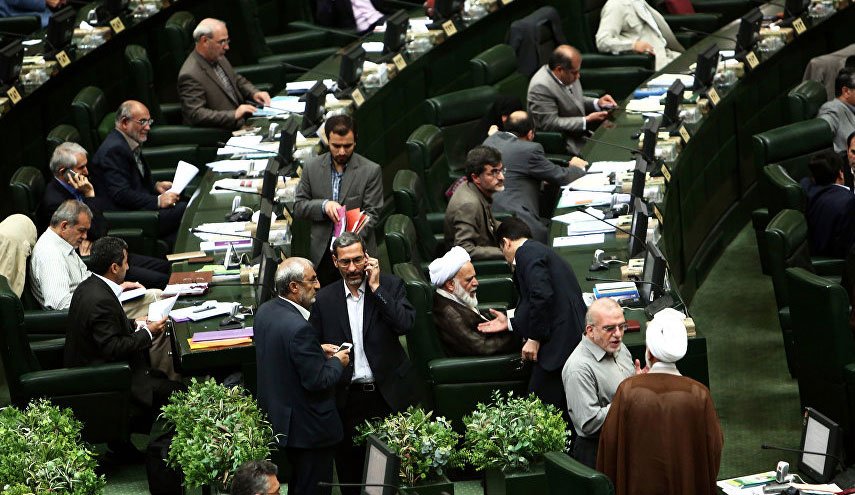فیلم جلسه غیررسمی مجلس را نماینده سراوان پخش کرده است
