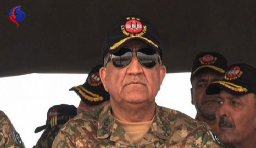 فرمانده ارتش پاکستان: همکاری با ایران امنیت منطقه را افزایش داده است