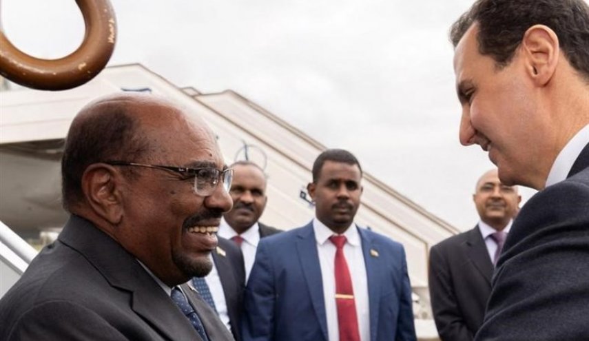 البشیر: سودان برای برقراری روابط اعراب با سوریه تلاش می‌کند