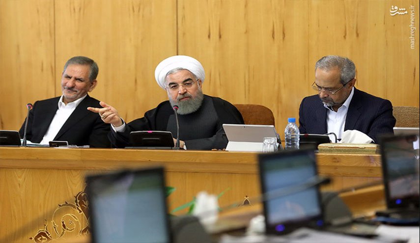 روحاني: الميزان التجاري الايراني سجل فائضا بمقدار 750 مليون دولار