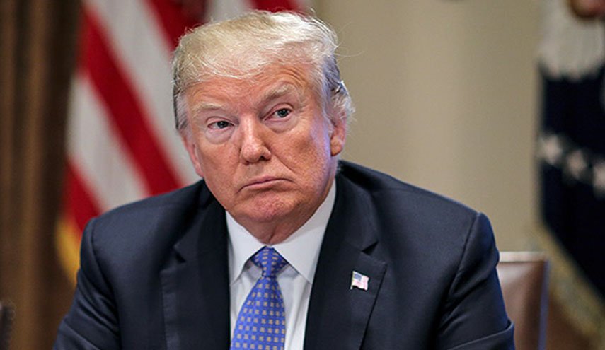 ترامب ينفي احتمال تكليف الديمقراطي جيم ويب بحقيبة الدفاع