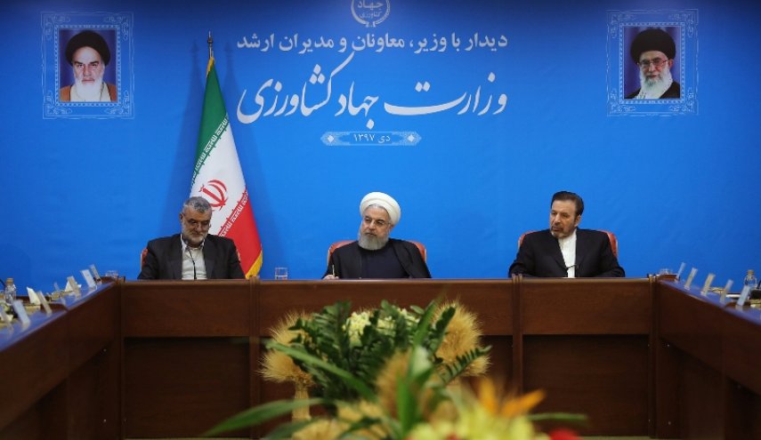 روحانی: بخشی از تامین امنیت جامعه به دست کشاورزان است
