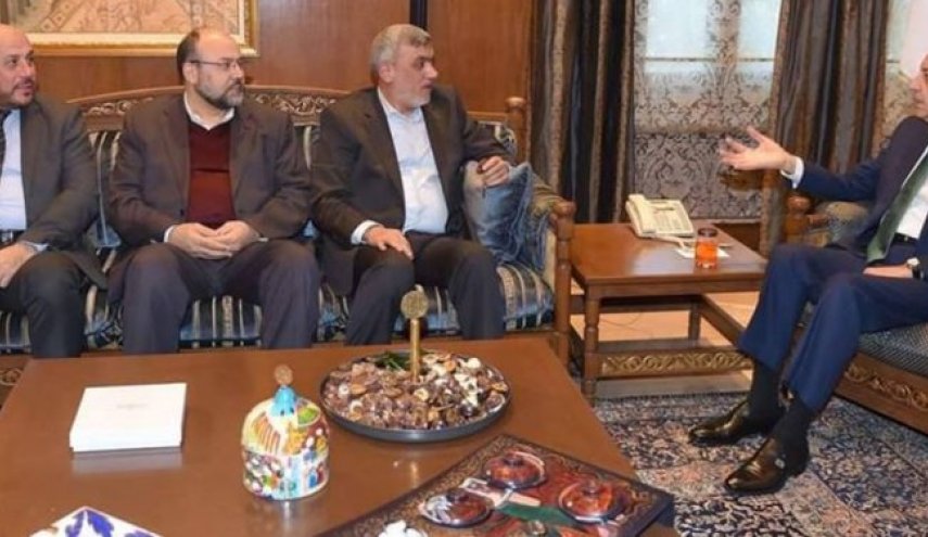دیدار هیأتی از حماس با رئیس پارلمان لبنان
