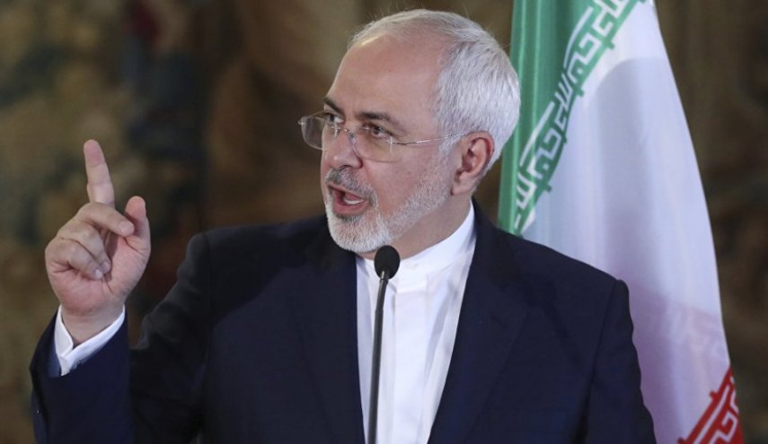ظریف: ایران به برنامه‌های هوافضای خود ادامه می‌دهد
