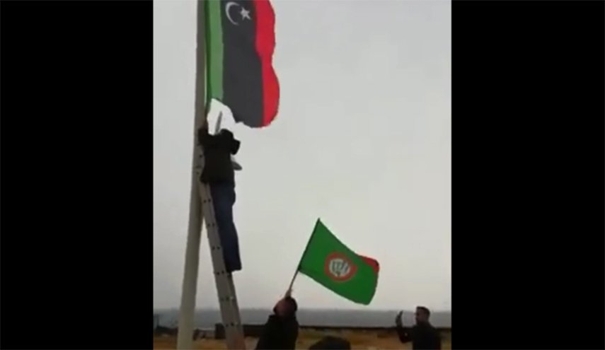 رد فعل أبوالغيط على تدنيس علم ليبيا في بيروت 