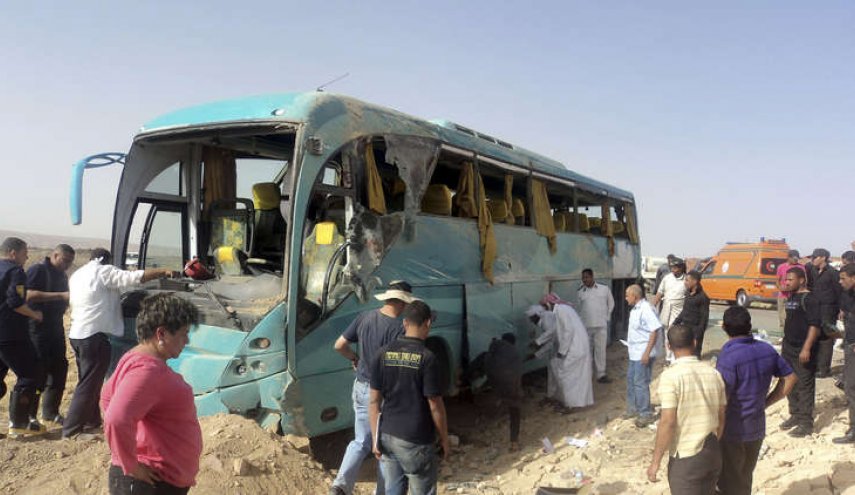 مصر.. مقتل 5 أشخاص بحادث سير في القاهرة