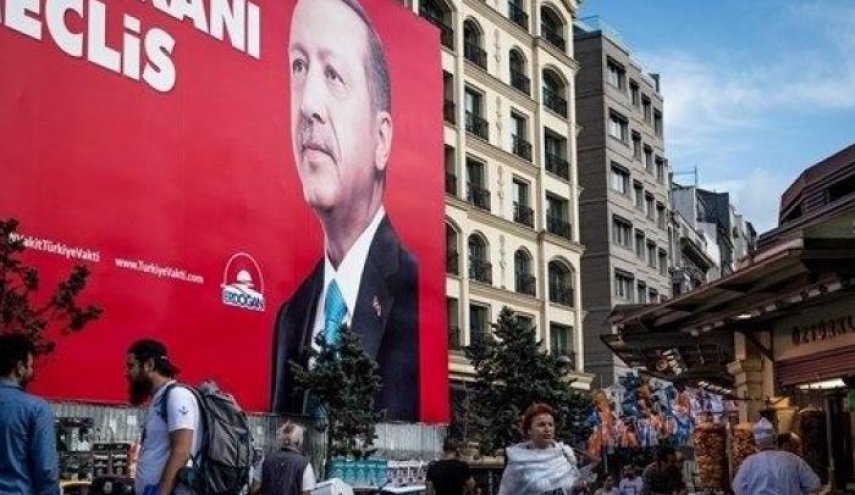أبرز شركات الإعلانات بأوروبا تقرر وقف نشاطها في تركيا
