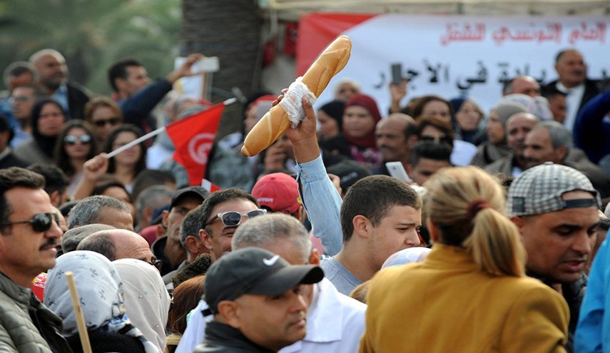الإضراب العام في تونس يبدأ مرة أخرى