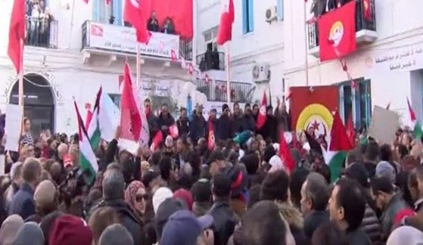 شلل تام بتونس مع بدء إضراب عام