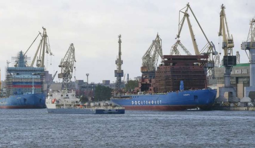 بريطانيا تحتجز سفينة شحن روسية