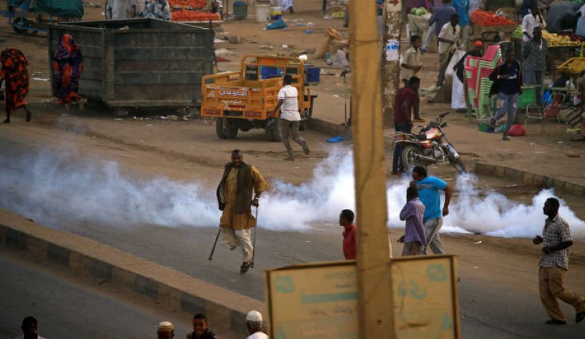 مصدر طبي: مقتل شخصين في احتجاجات بالخرطوم