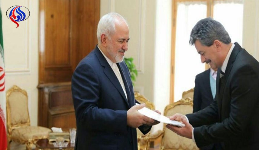 سفیر جدید ترکیه در تهران رونوشت استوارنامه‌اش را تقدیم ظریف کرد