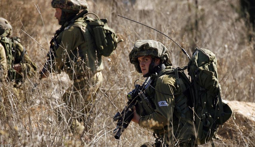 عکس | درگیری زن فلسطینی با سرباز زن اسراییلی
