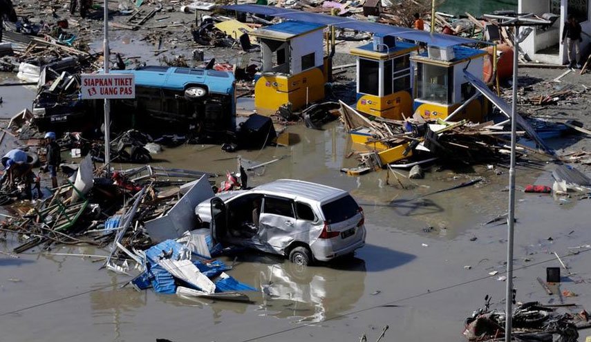 سیلاب پرقدرت و رانش زمین در اندونزی/ شمار قربانیان به 68 نفر افزایش یافت
