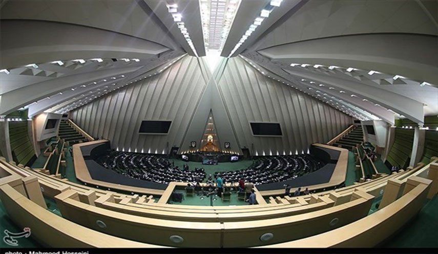 نواب البرلمان الايراني يصوتون لإنشاء منطقة تجارية حرة بين ايران وأوراسيا