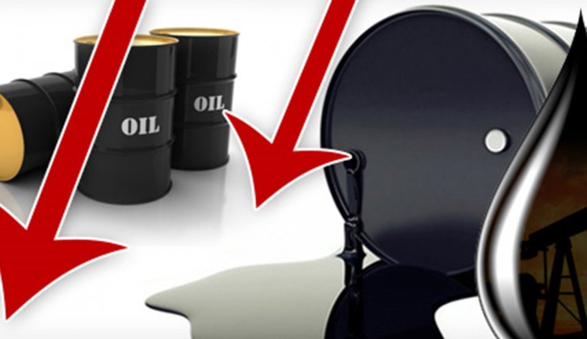 هبوط كبير في اسعار النفط بسبب زيادة الإنتاج الأمريكي