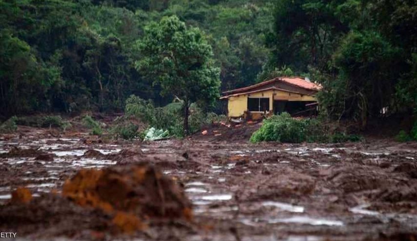 مئات قتلى ومفقودين حصيلة ضحايا انهيار السد في البرازيل