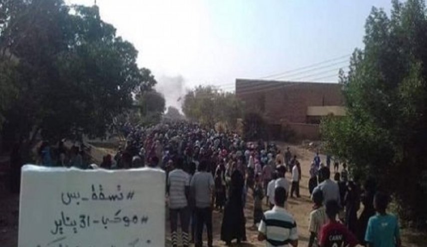 زخمی شدن 14 سودانی در تظاهرات دیروز 