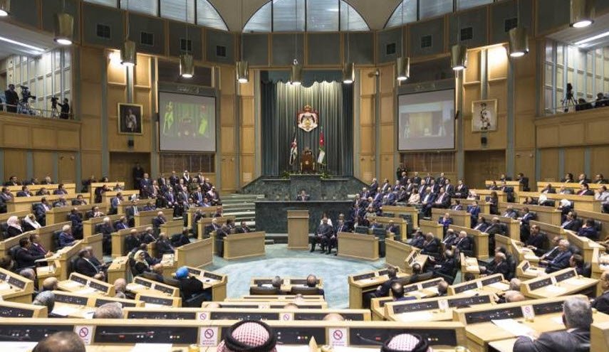 نائب أردني يسجل رقما قياسيا في الغياب عن مجلس النواب!