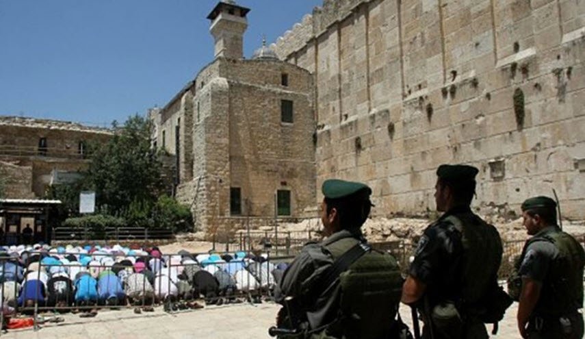 الأوقاف الفلسطينية: أماكن العبادة لم تعد آمنة