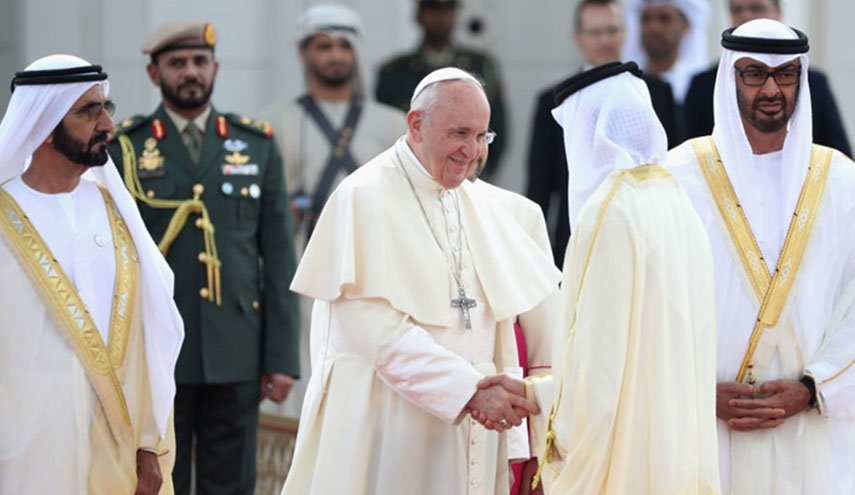  الإمارات تظهر أنها دولة تسامح من خلال زيارة البابا