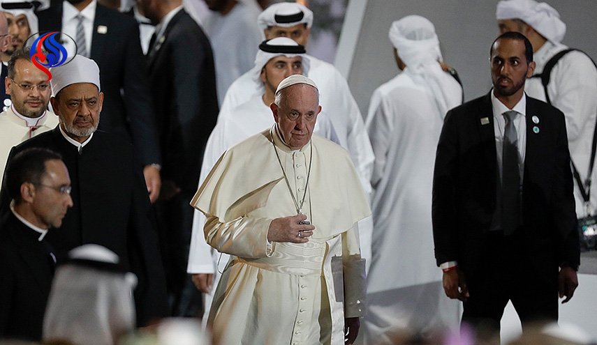 بابا الفاتيكان يؤكد من الامارات كارثية الحرب على اليمن