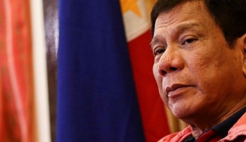 الرئيس الفلبيني ينصح الجيش في بلاده 
