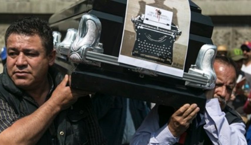 مقتل صحفي إذاعي بالرصاص في المكسيك