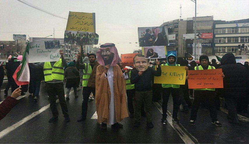 صورة ابن سلمان تشارك في مسيرات الثورة الاسلامية بشكل ساخر