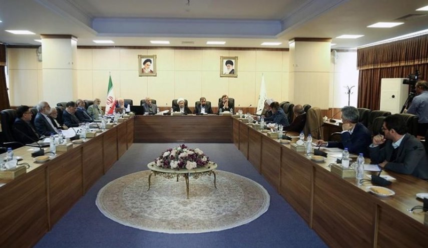 بررسی بودجه ۹۸ در هیئت عالی نظارت مجمع تشخیص مصلحت نظام
