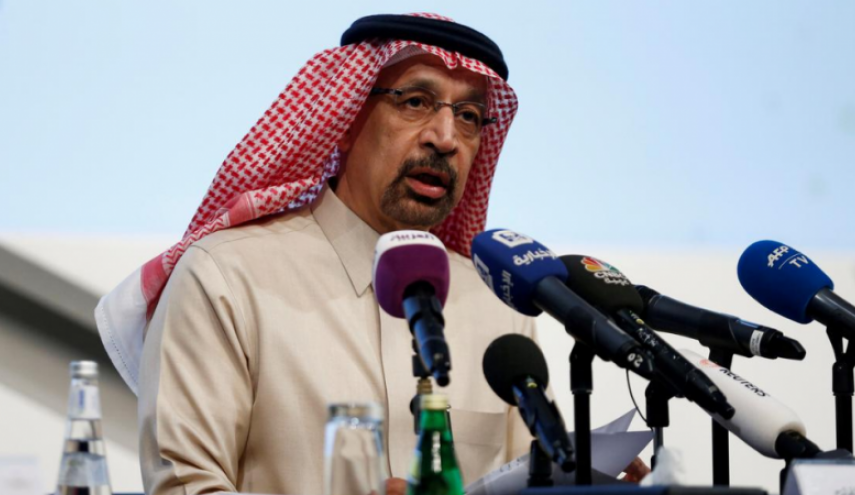 السعودية تخفض إنتاجها النفطي لـ9.8 مليون برميل في مارس