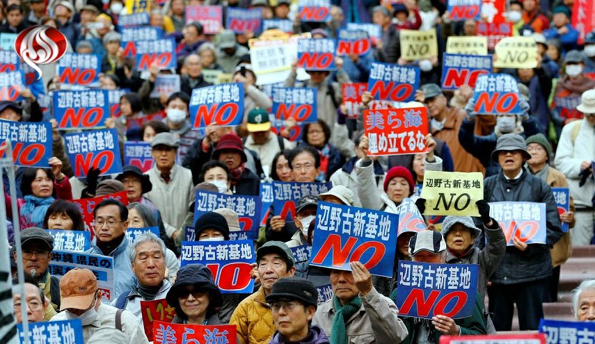 ژاپنی ها خواستار همه پرسی درباره پایگاه آمریکا هستند