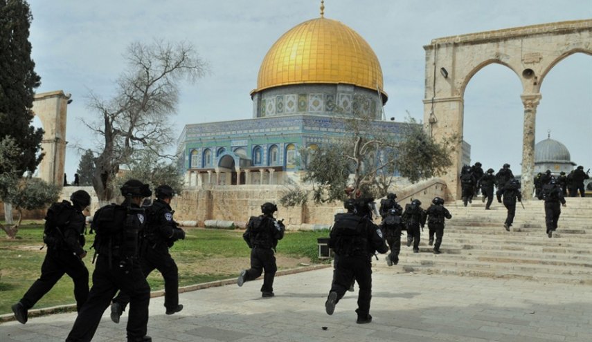 دعوات فلسطينية لرفض الاعتداء على المسجد الأقصى 
