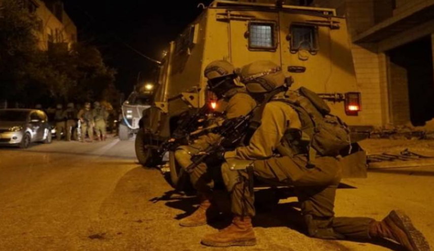 الاحتلال الإسرائيلي يعتقل 19 مواطنا من الضفة الغربية