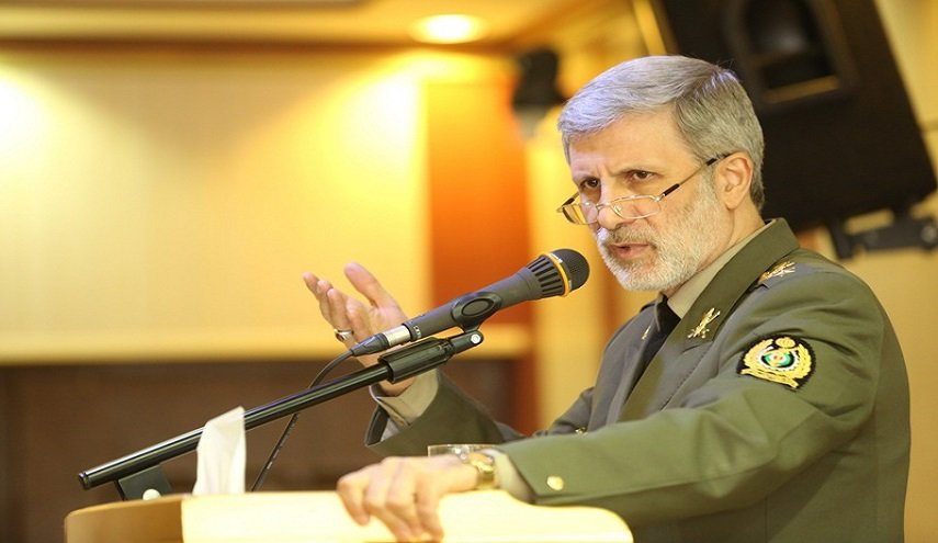 وزير الدفاع الايراني: مشاريعنا الهندسية تحولت الى نماذج لامثيل لها