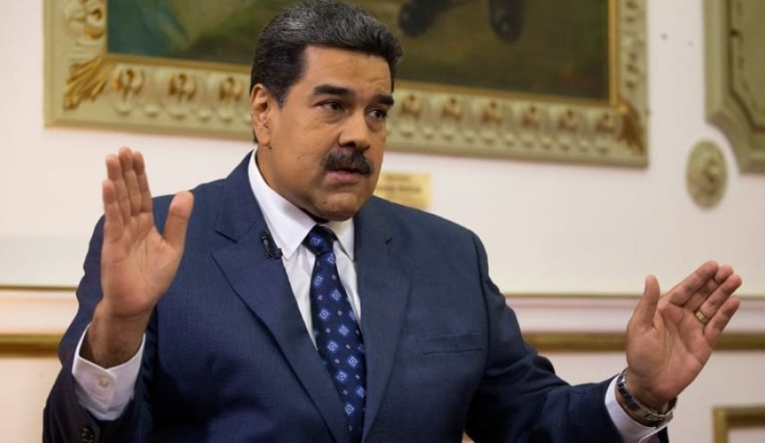 مادورو يتوعد غوايدو بالمحاكمة بعد عودته