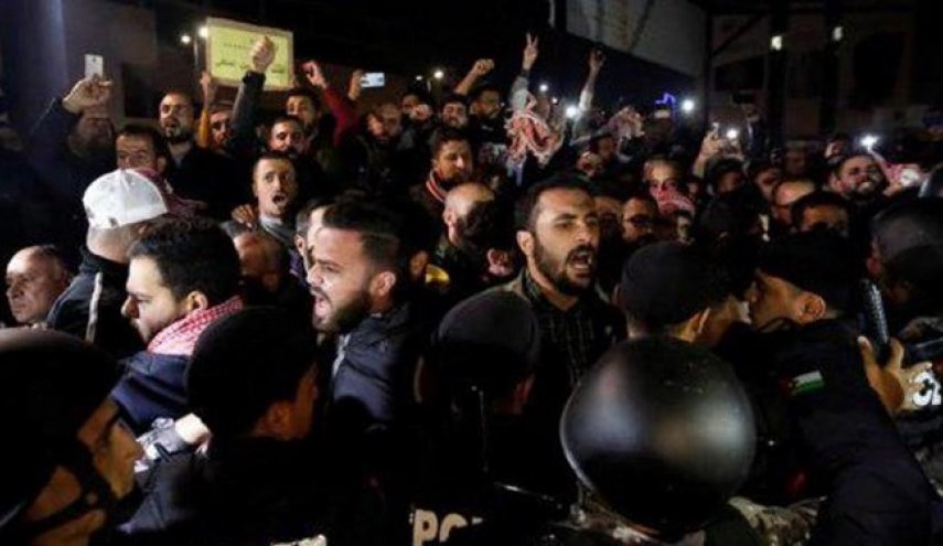 تظاهرات ضد دولتی اردنی‌ها وارد هفته پنجم شد 