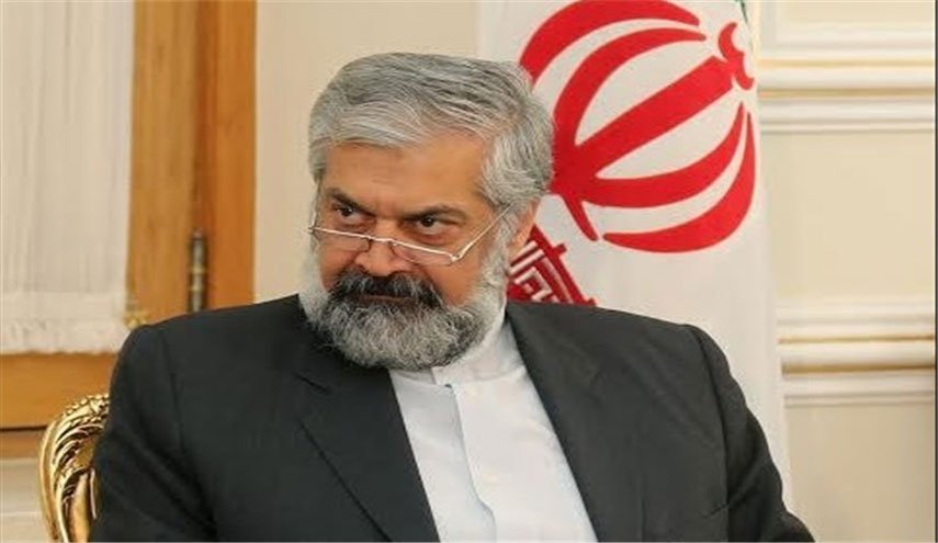 وكيل وزير الخارجية الايراني يؤكد على تنفيذ معاهدة 1975 مع العراق