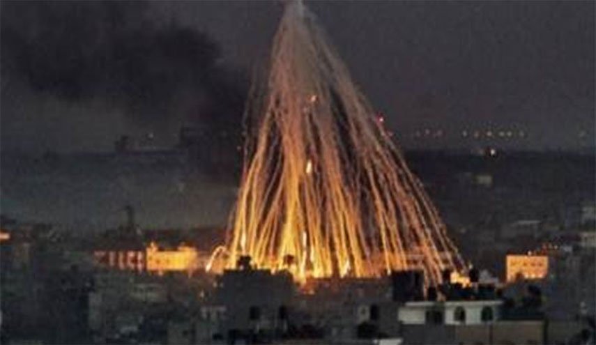 قصف اميركي بقنابل الفوسفور الأبيض على الباغوز بسوريا