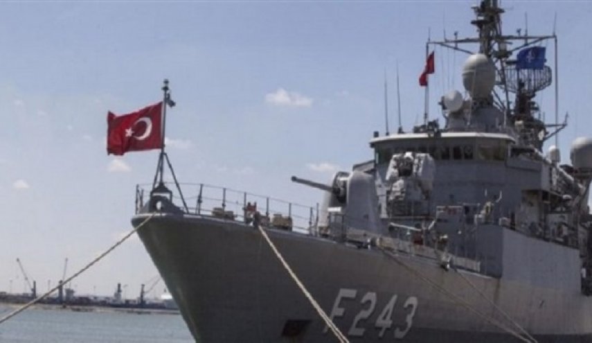 سفينة حربية تركية تصل الى السودان 