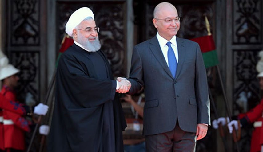 سفر روحانی به عراق؛ هوشمندی ایران برای کاستن اثر تحریم های آمریکا/ گسترش روابط با تهران و تلاش قانون گذاران عراقی برای بیرون کردن نیروهای آمریکایی