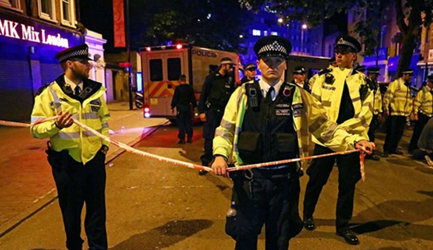 پس از حادثه تروریستی نیوزیلند، افراطیون به نمازگزاران مسجدی در لندن حمله کردند