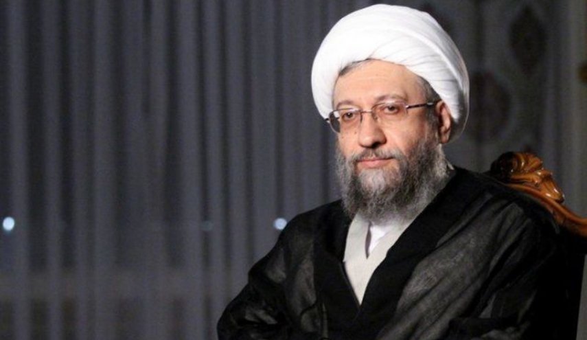 آملی لاریجانی: نظام جمهوری اسلامی اگر صبوری می‌کند از باب ضعف نیست