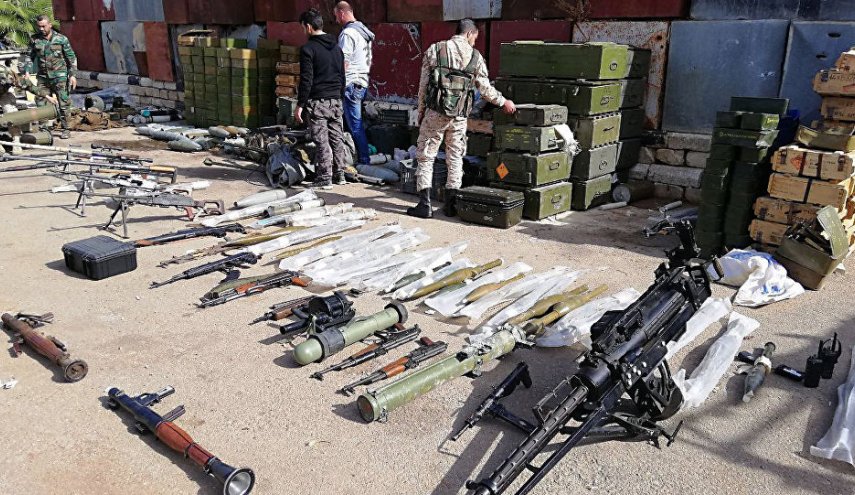 العثور على أسلحة وذخائر من مخلفات الإرهابيين بحمص
