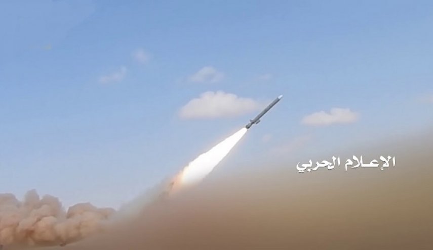 حمله یمنی‌ها به مواضع مزدوران با موشک نقطه‌زن «بدر1-پی»