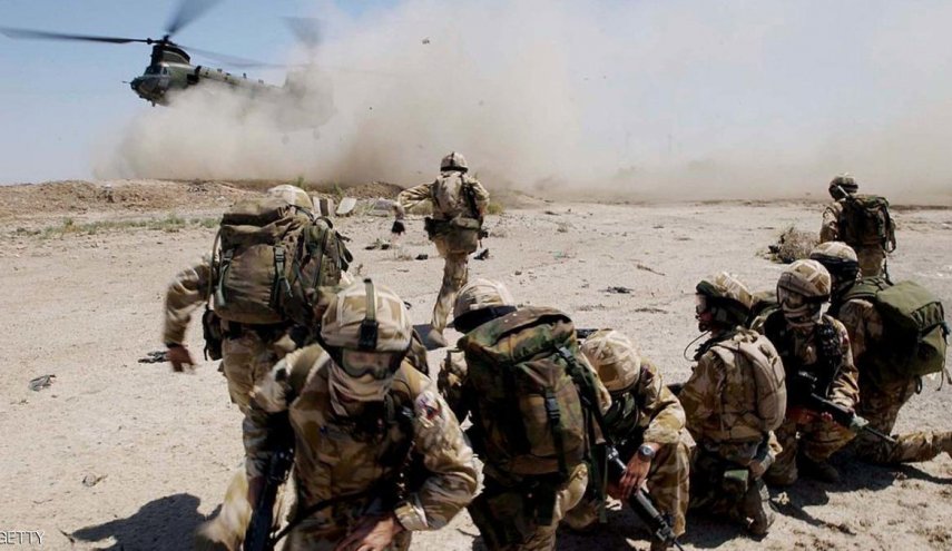 'ديلي ميل' تكشف إصابة جنود بريطانيين بنيران قوات يمنية