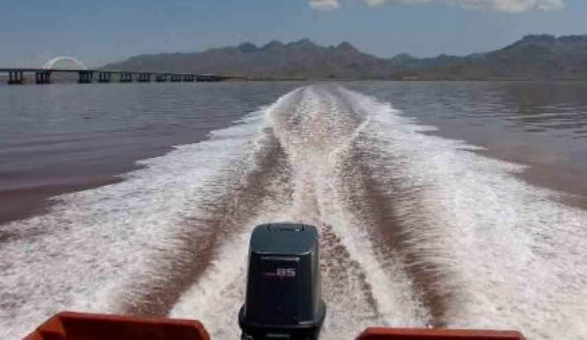 دریاچه ارومیه زنده شد/ 50 درصد دریاچه را آب فرا گرفت

