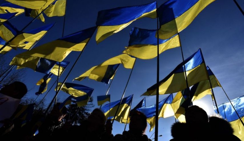 استطلاع: أوكرانيا تدخل الجولة الثانية من الانتخابات الرئاسية