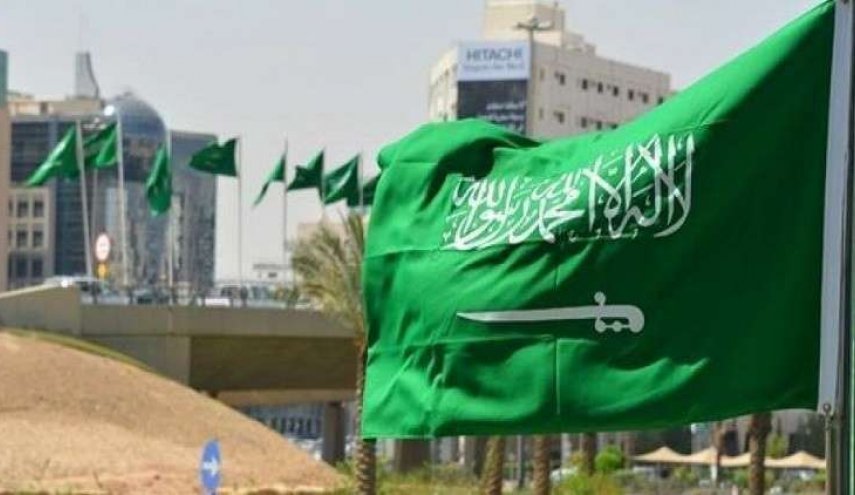 السعودية .. عرض راقص لفتيات أجنبيات في مطعم يثير جدلا